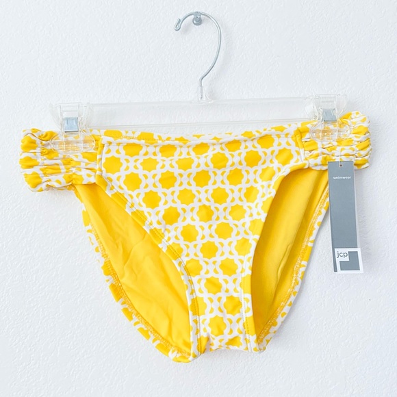 JCPenney Small NWT Yellow Geometric Trellis Swim Ruched Side Bikini Bottom - Picture 1 of 6
